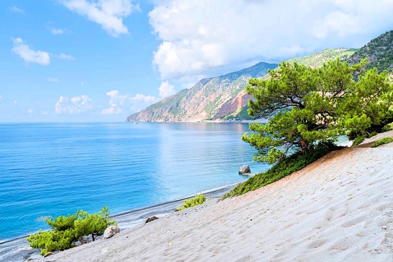 Villa Acrothea Heated Pool La Canea