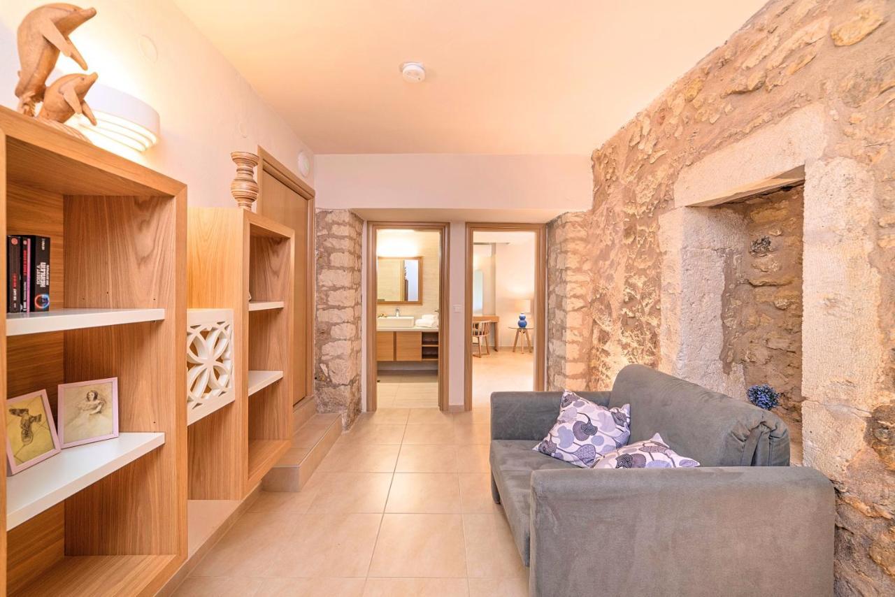 Villa Acrothea Heated Pool La Canea